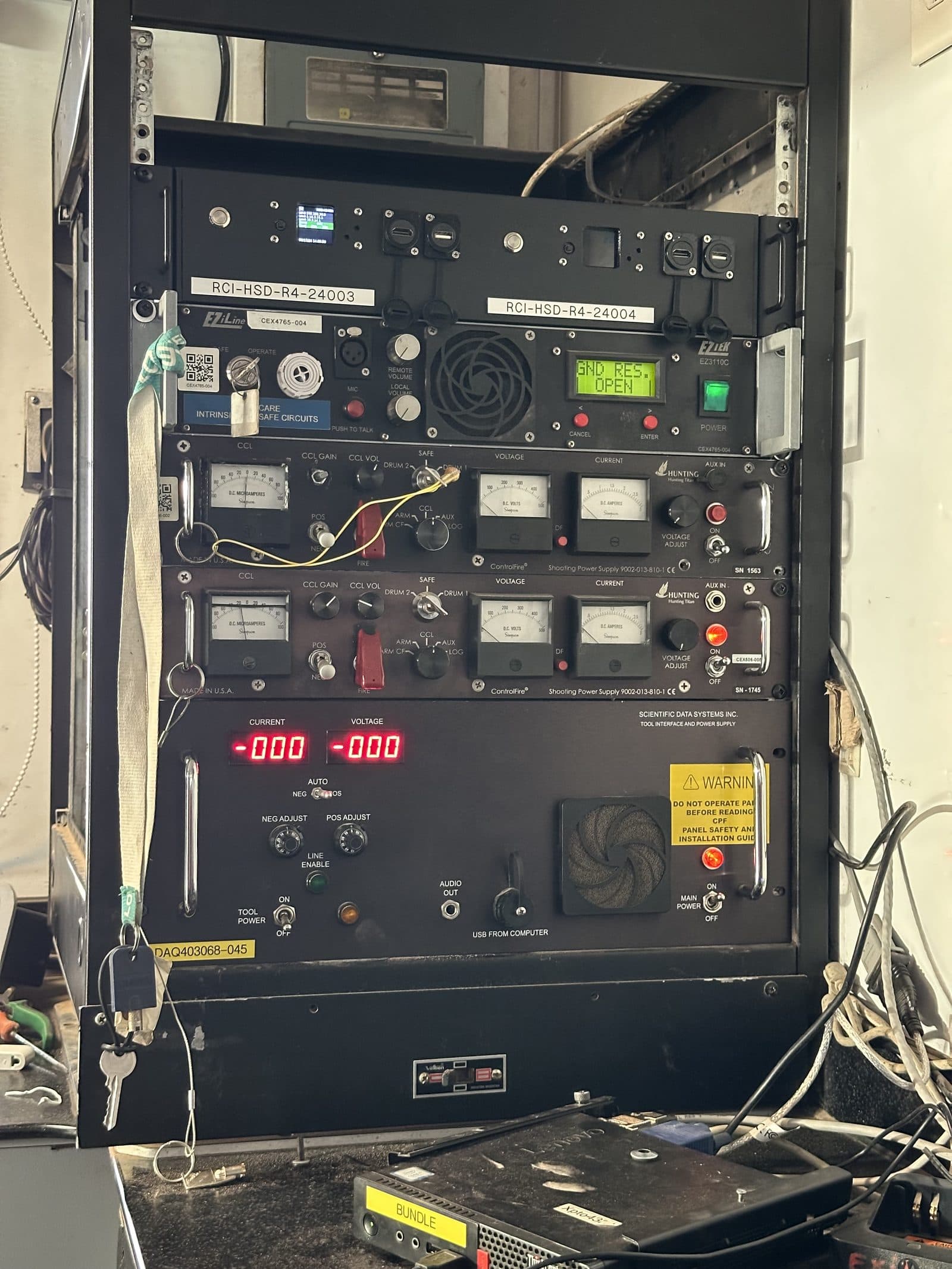 RCI-HSD installed in a wireline equipment rack